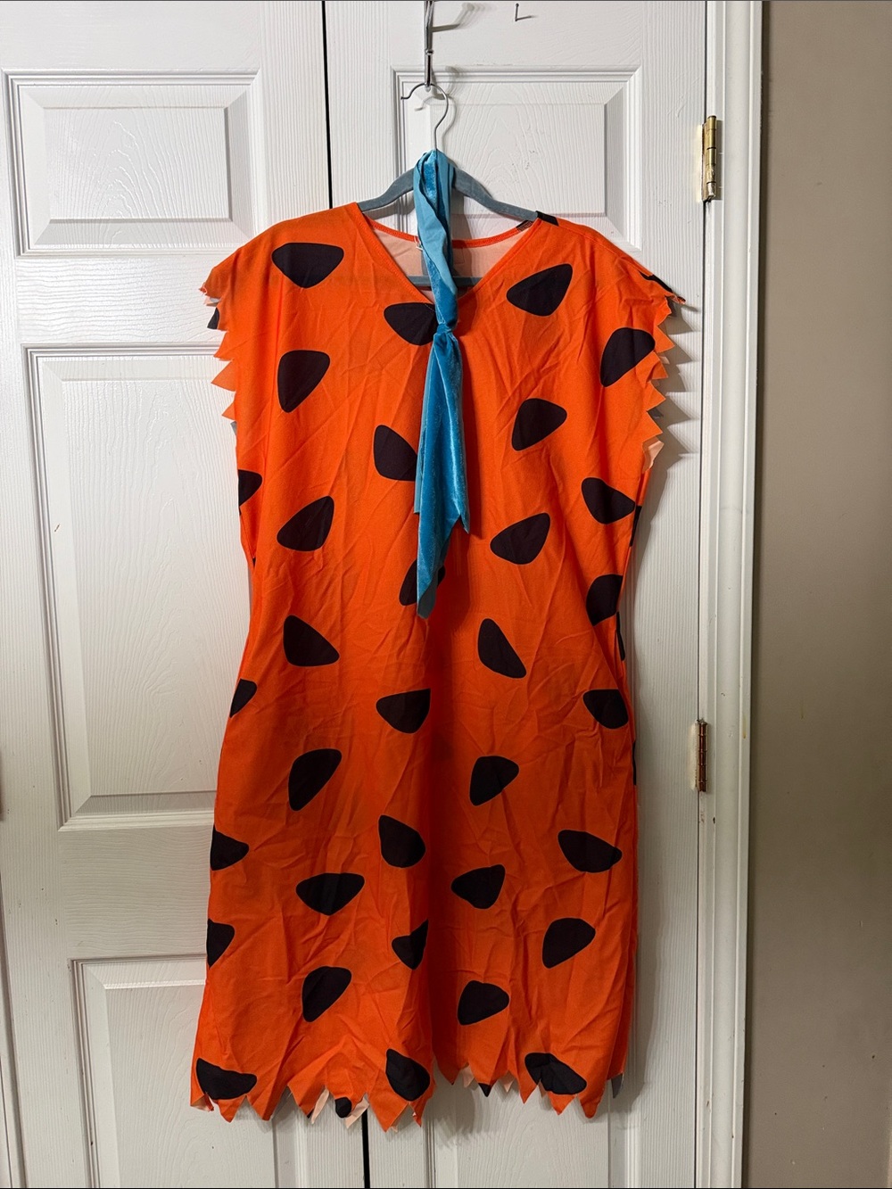 Fred Flintstone halloween costume Sz L NWT